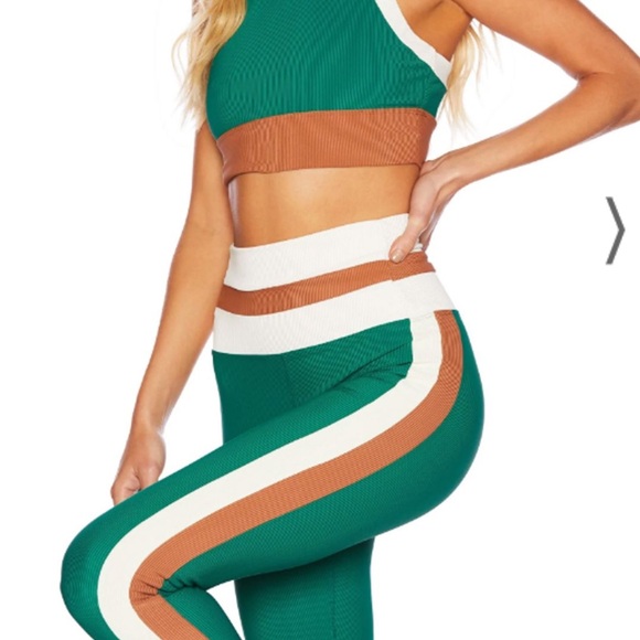 Worn once great like new condition. Psychedelic Suede leggings and Gwen top - Picture 5 of 9